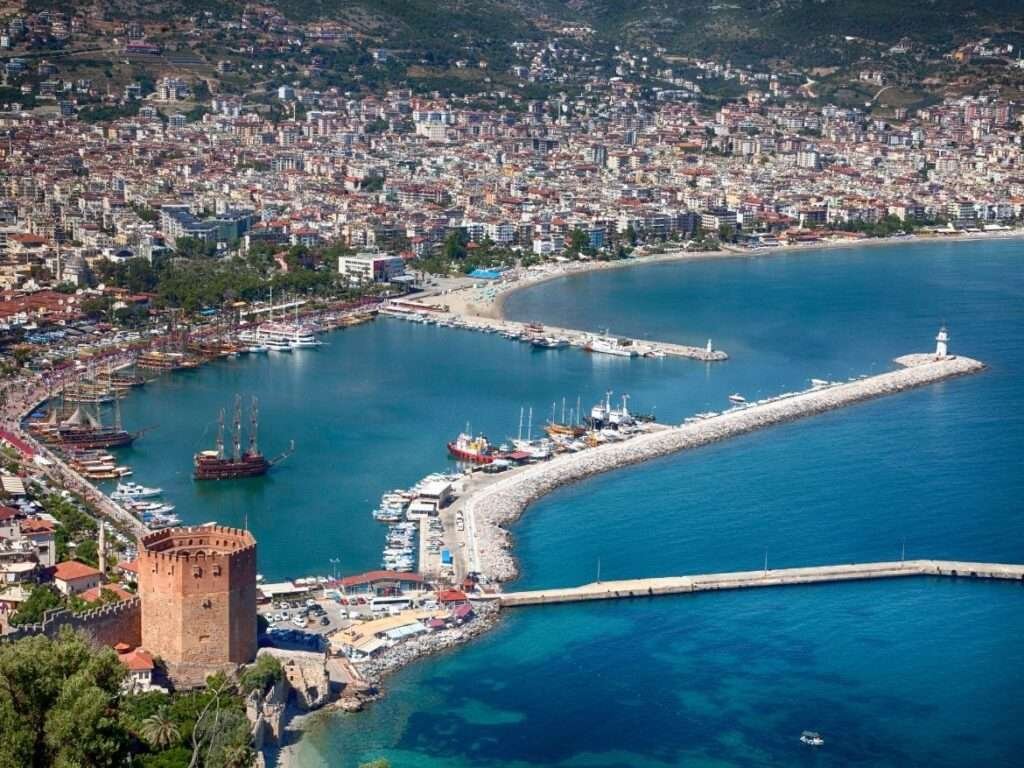 places to live in alanya